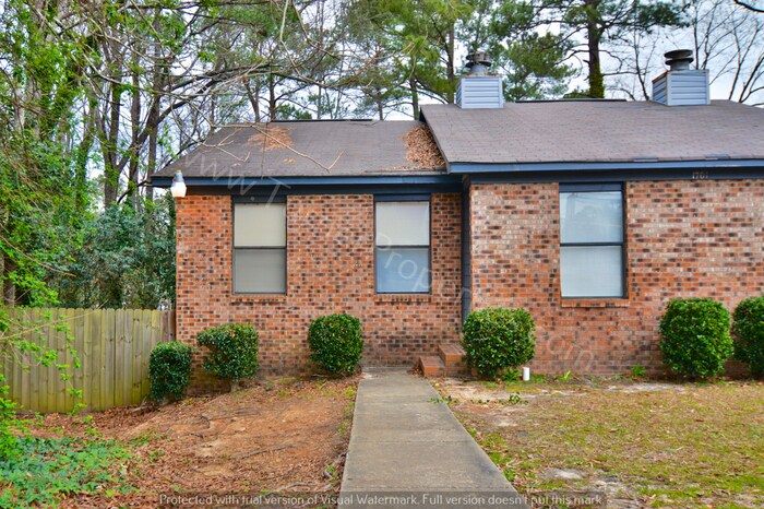 Primary Photo - Neat 2 BR Duplex w/ Balcony & Fenced Yard