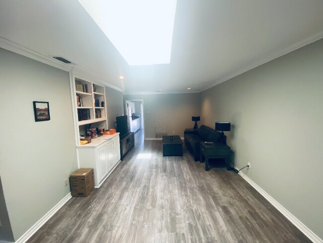 Foto del edificio - 10725 Sandpiper Ln