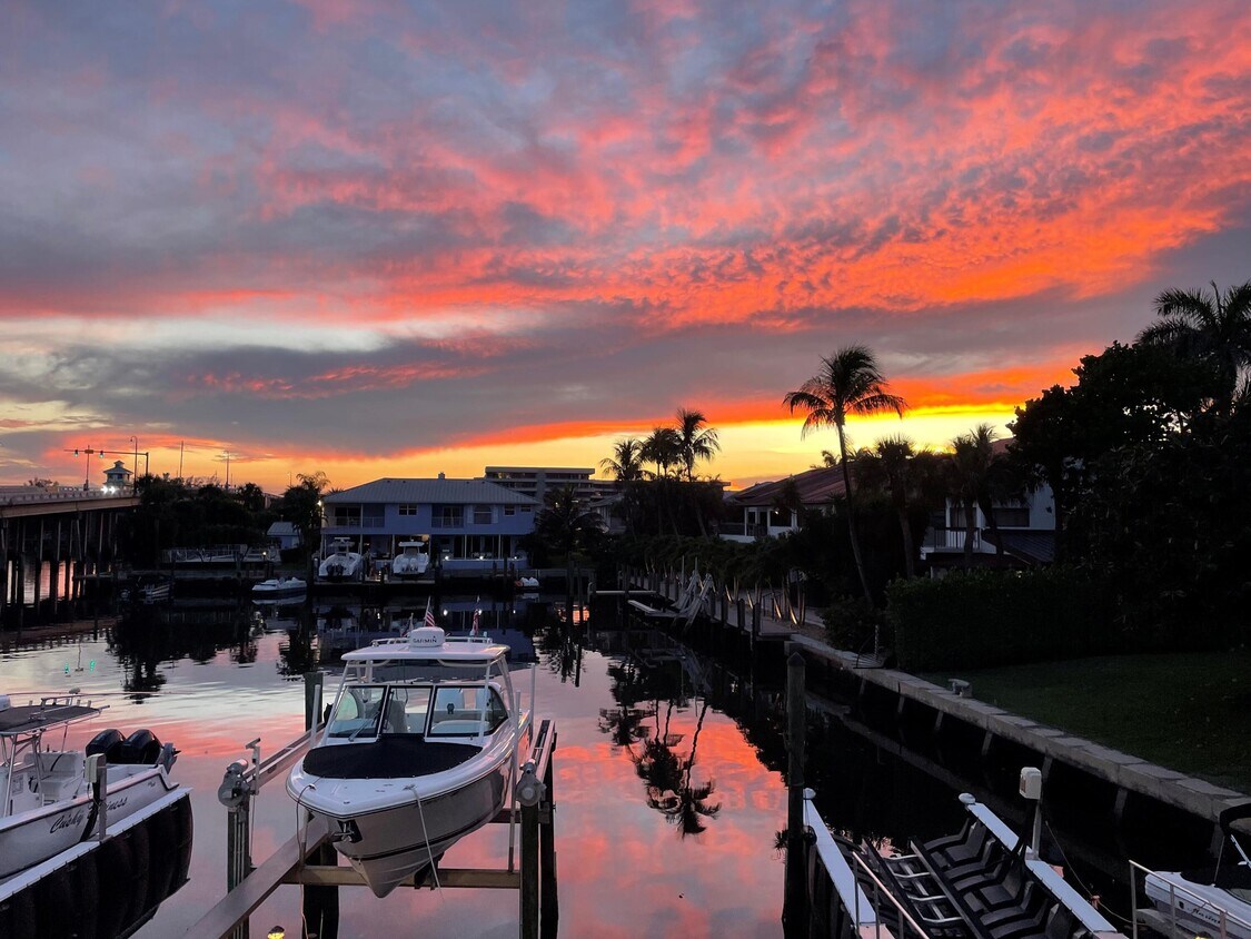 Foto principal - 1700 S Ocean Blvd