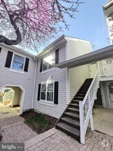Building Photo - 2911-H S Woodley St