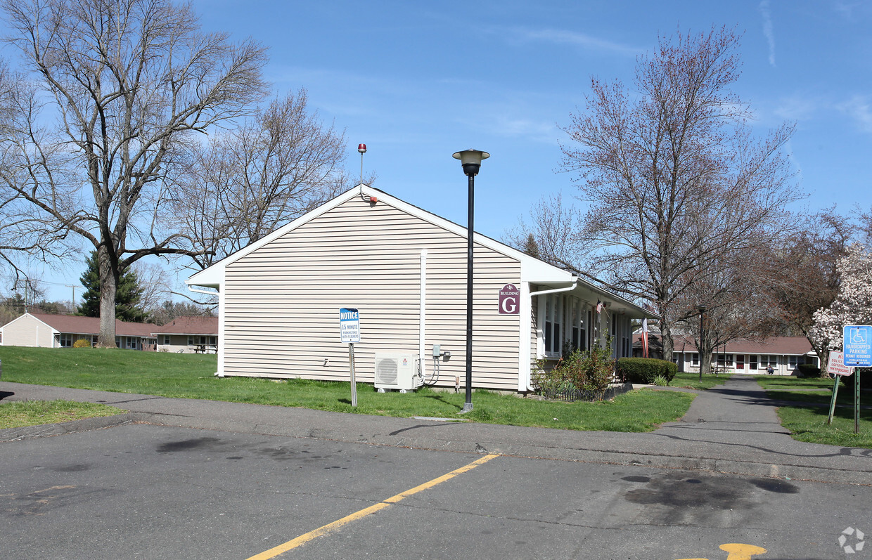 Building Photo - Millbrook Village