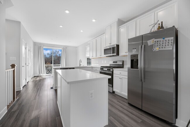 Foto del edificio - 2460 James Banks Rd SE