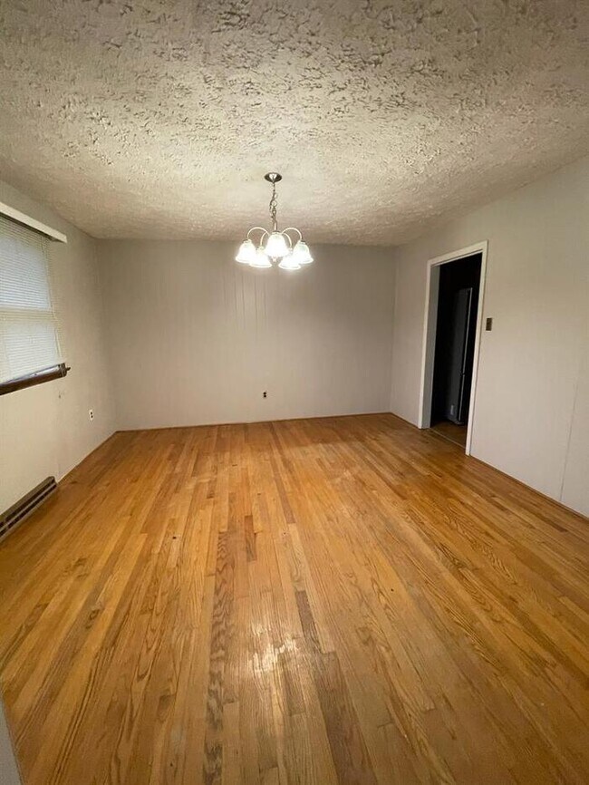 Building Photo - 12530 Shiloh Church Rd, Newburg, MD, 20664
