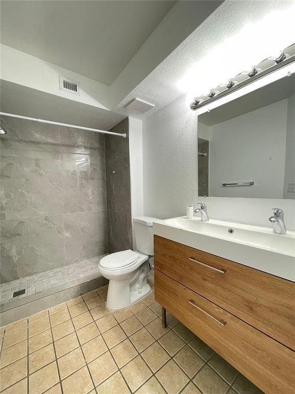 Foto del edificio - 12400 Vista Isles Dr