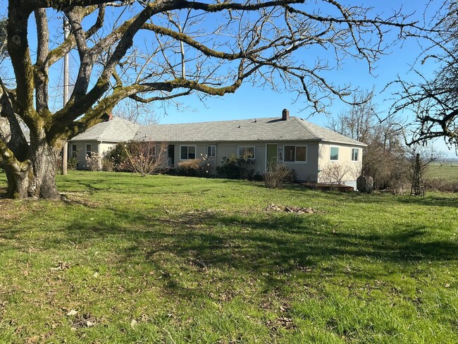 Building Photo - 21100-21106 NW Reeder Rd