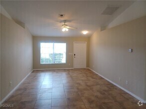 Building Photo - 1519 Nelson Rd N