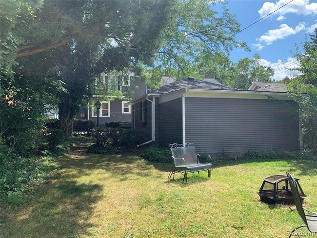 Building Photo - 21556 Morley Ave