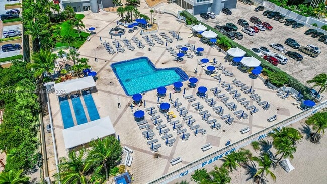 Building Photo - 2030 S Ocean Dr