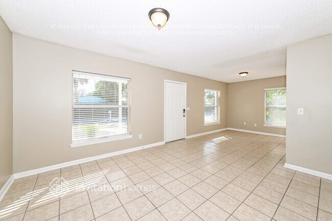 Foto del edificio - 91 Donner Rd