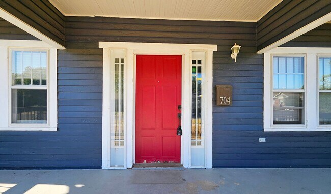 Foto del edificio - 3 Bed/2 Bath Paseo District Neighbor