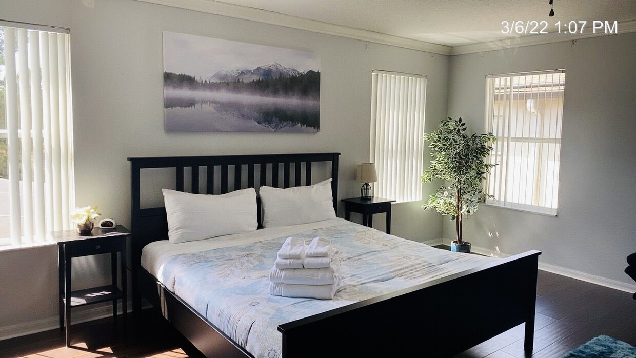 Foto del edificio - 131 Willow View Dr