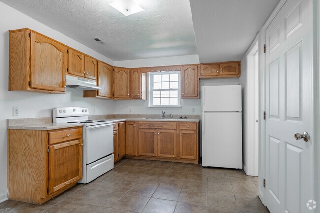Interior Photo - Embassy Townhomes