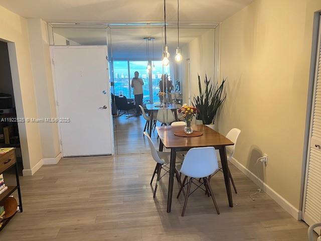 Foto del edificio - 1865 79th Street Causeway