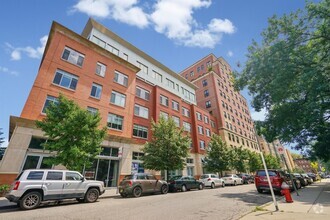 Building Photo - 25 McWilliams Pl