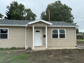 Building Photo - 603 Flagler St