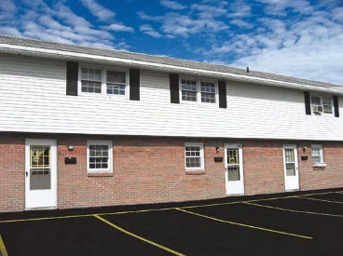 Primary Photo - Carriage Lane Townhomes