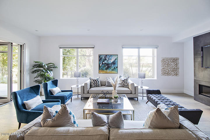Foto principal - 6166 N Scottsdale Rd