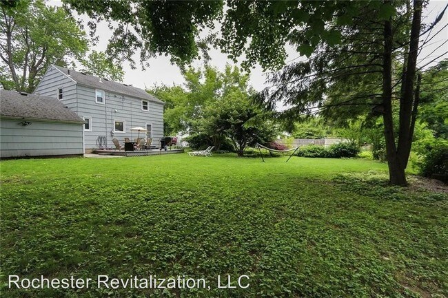 Building Photo - 3 br, 1.5 bath House - 70 Keswick Road