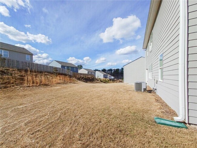 Building Photo - 303 Deer Run Dr
