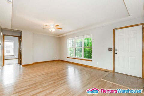 Building Photo - 3 Bed 3 Bath in Kearney, MO!  Available 6/...