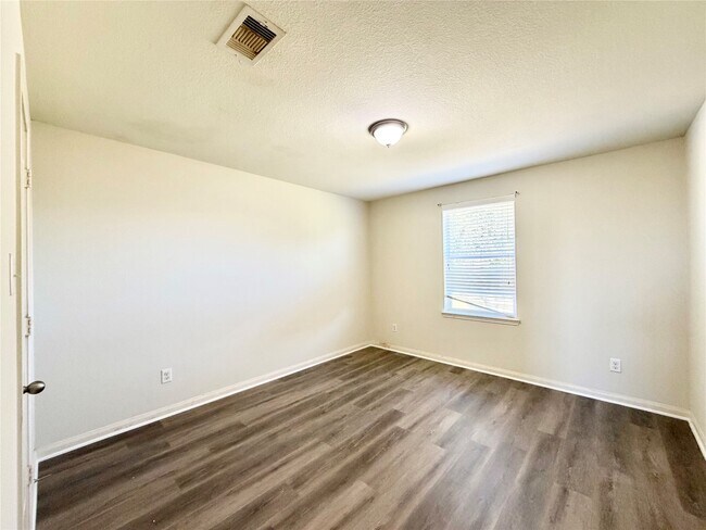 Foto del edificio - 4211 Jana Drive