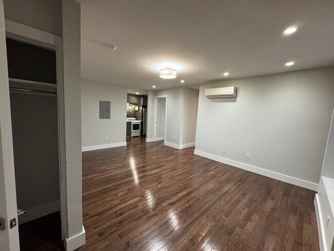 Foto del edificio - 2714 Avenue D