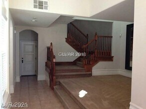 Building Photo - 496 Via Palermo Dr