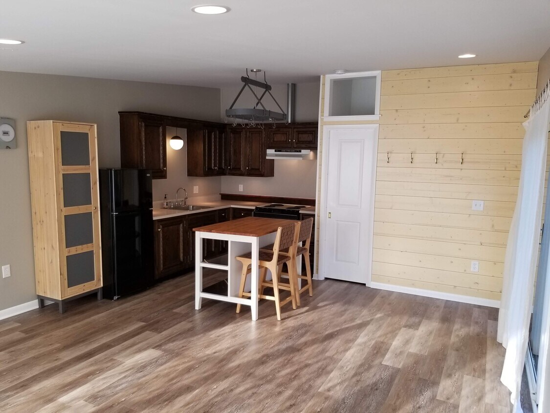 Kitchen and Entry with Laundry - 2505 Victoria Ave