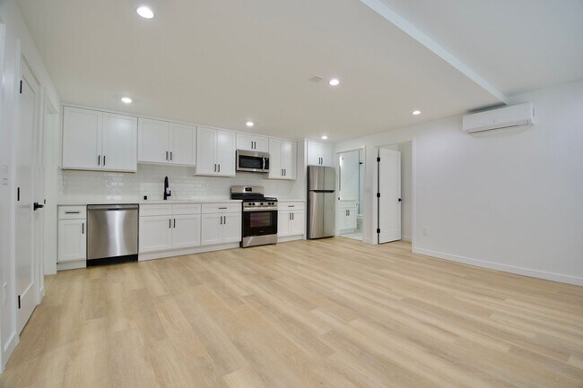 Foto del edificio - 1507 Silver Lake Blvd