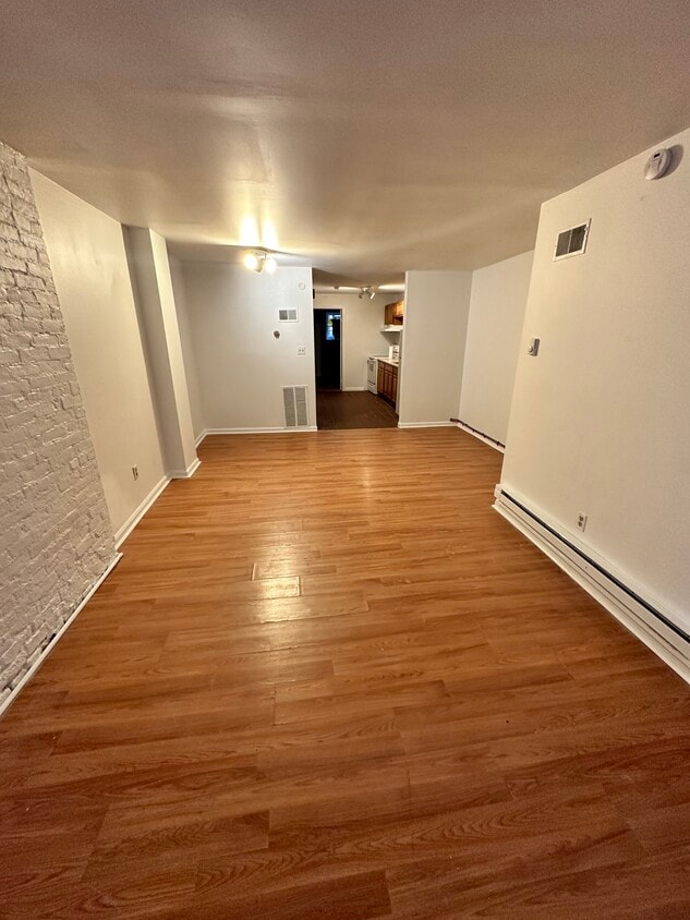 109 Lark St Unit BASEMENT, Albany, NY 12210 Apartments in Albany, NY