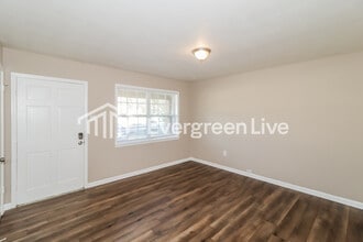 Building Photo - 3651 Voltaire Ave