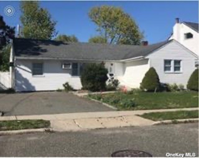 Primary Photo - 65 Berkshire Rd