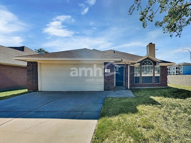 Building Photo - 7928 Cannonwood Dr