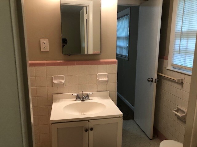 Foto del edificio - 4256 Yates Rd