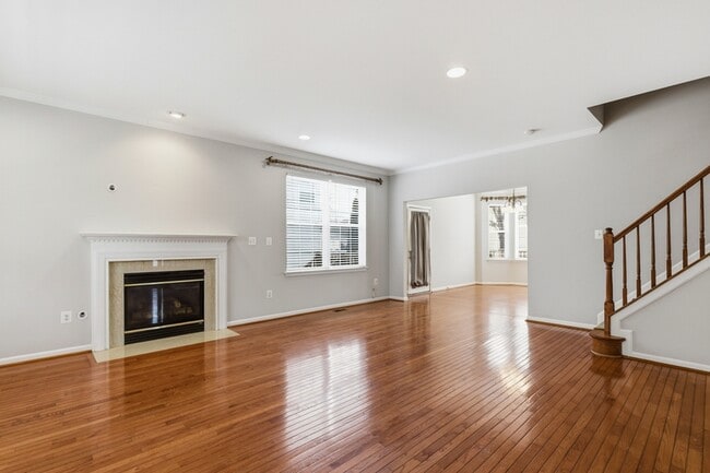 Foto del edificio - 1301 Waterview Way