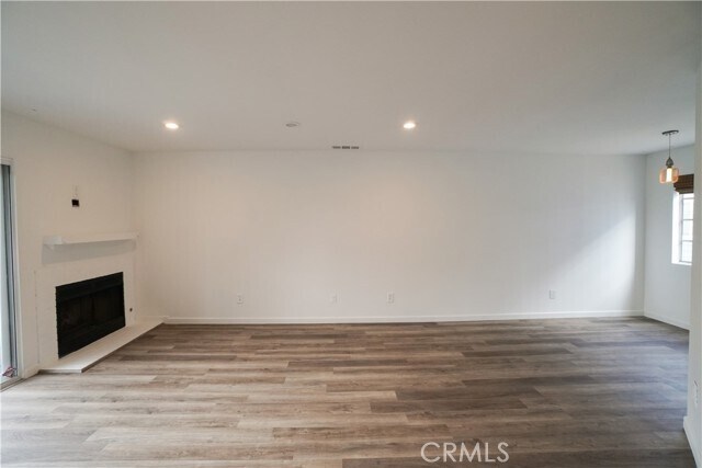 Foto del edificio - 101 W Spring St