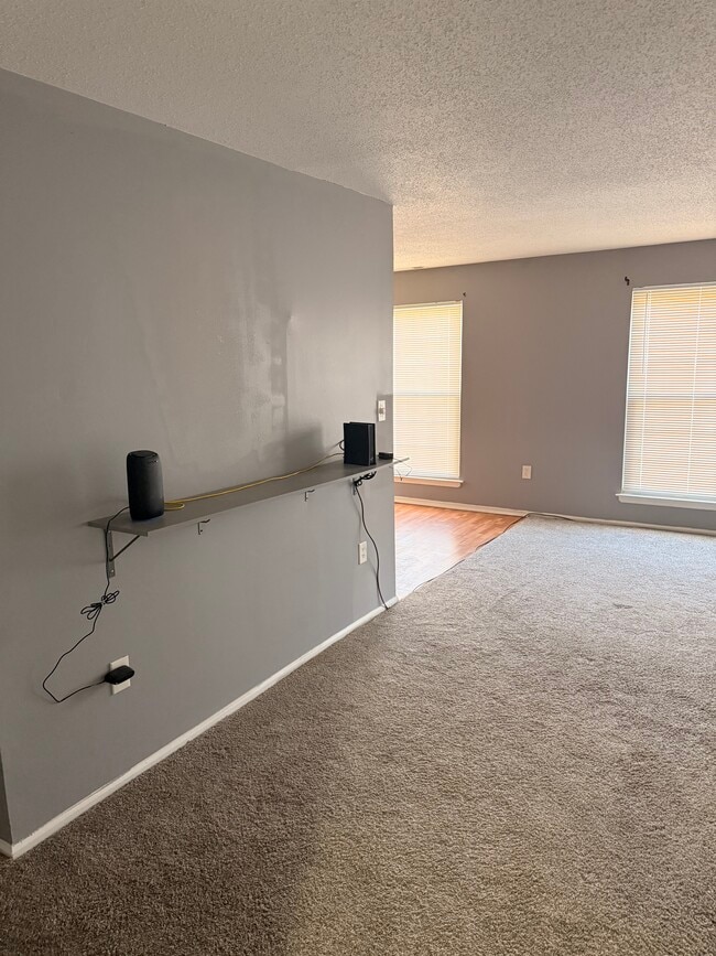 Foto del edificio - 31 Moore Ln