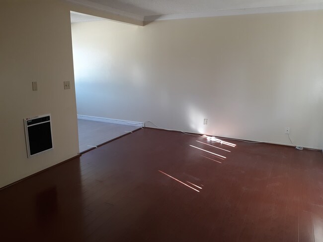 Foto del edificio - 677 E Ruddock St