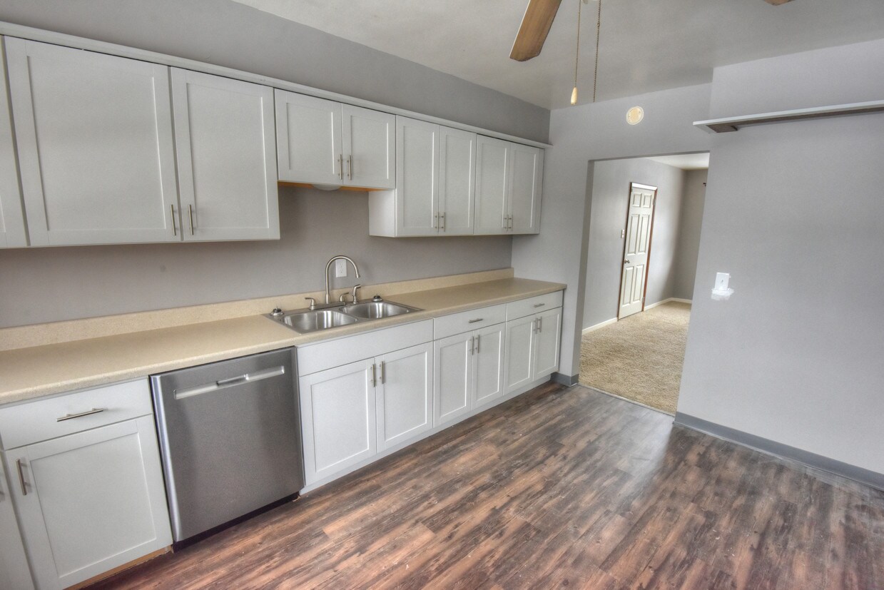 3097 Woodland Rd Unit 3, Ambridge, PA 15003 Room for Rent in Ambridge