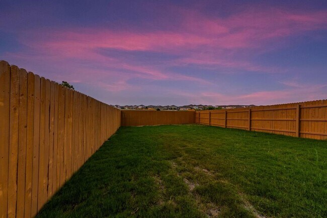 Building Photo - 401 White Steppe Way
