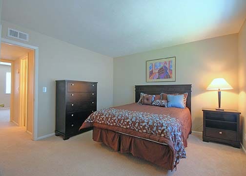 Building Photo - Whispering Pines Townhomes