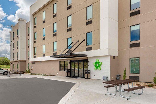 Foto del edificio - Furnished Studio-Colorado Springs - Center...