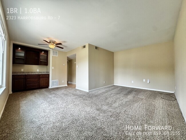 Foto del edificio - 2323 Harrodsburg Rd
