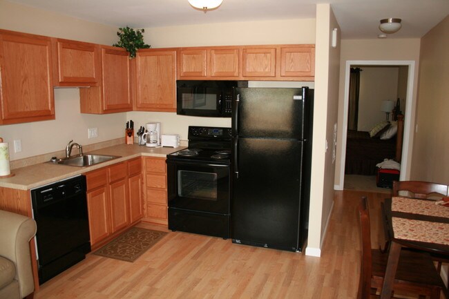 Kitchen - 2 Avery Pl