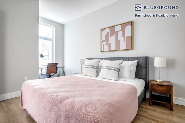 Foto del edificio - 441 El Camino Real