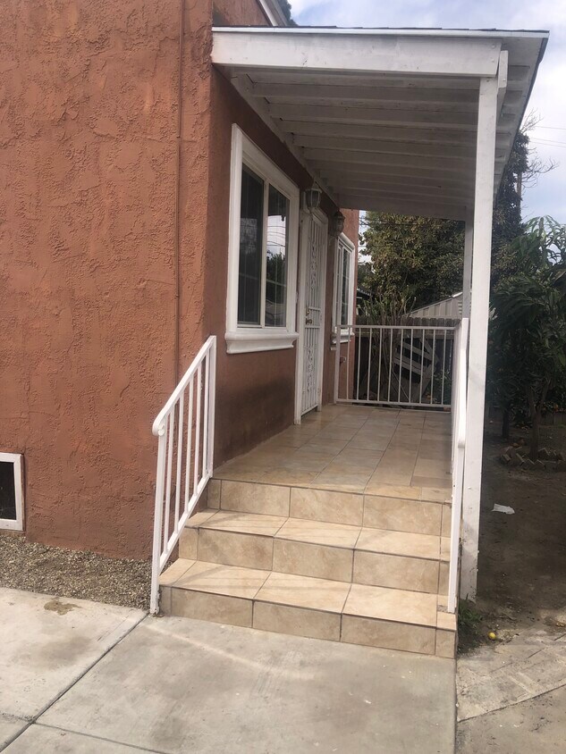 1410 E 76th Plz, Los Angeles, CA 90001 House Rental in Los Angeles