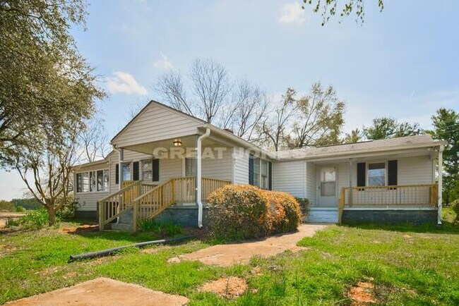 Building Photo - 791 Berry Rd