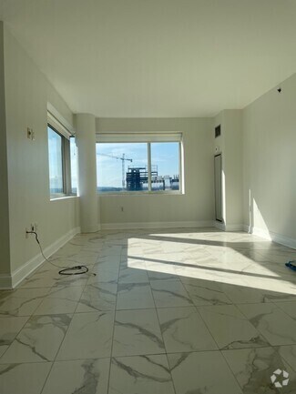 Building Photo - 10 Museum Way