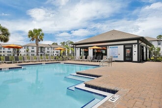Building Photo - Pointe Grand Daytona