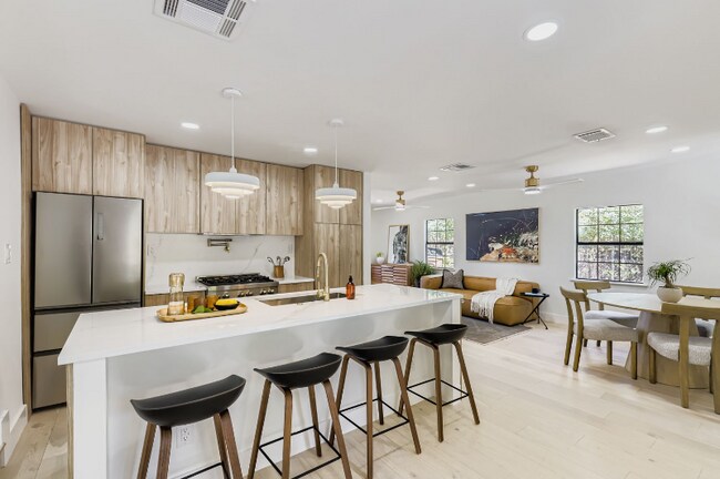 Foto del edificio - 2014 Hardy Cir